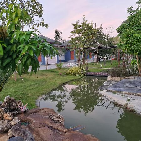 Araya Cottage Uthai Thani Exteriér fotografie